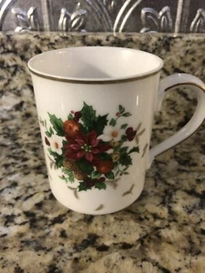 Mikasa Holiday Delight Petite Bone China Mug Poinsettia Christmas Cup - Picture 1 of 2