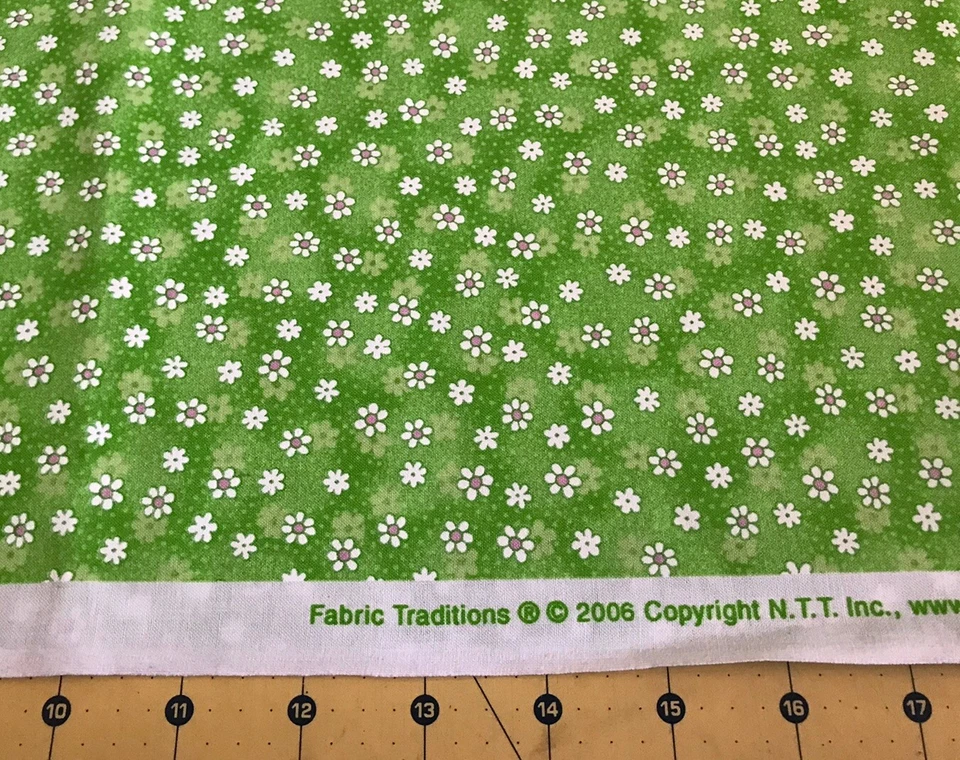 2006 Small Daisy on Green 15" X 43"  100% cotton fabric #1754a - Image 1 of 1