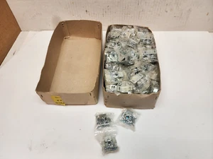 100 Piezas Pestillos de Puerta Doble Bola Rodillo Atrapa Gabinete Pestillos de Puerta Envío Gratis - Imagen 1 de 11