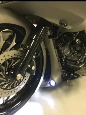 Alerón de barbilla estirada Harley Davidson LED incluido Raked Touring FLH 2009-16 Foto 1 de 4