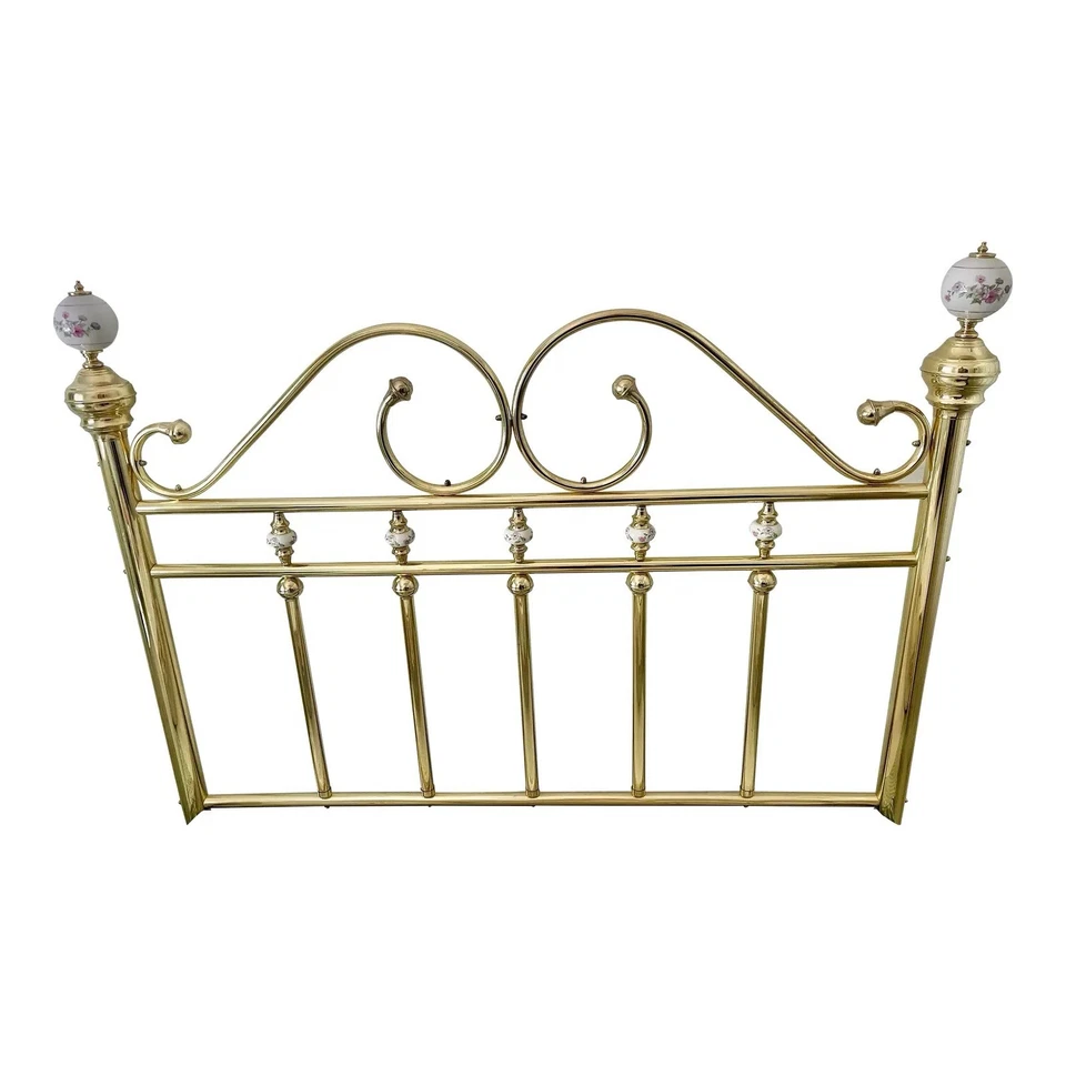 Cabecero vintage de latón y porcelana de los años 80 tamaño completo Foto 1 de 4