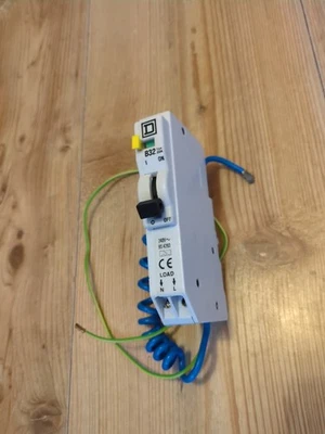 Square D 32a QOE Rcbo QOE 132B03 B32 30mA 10kA , SENT FAST  - Image 1 of 4