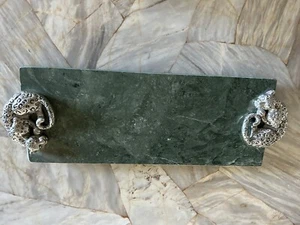 Bandeja de mármol verde Arthur Court con asas de leopardo - Imagen 1 de 4