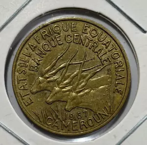 1967 Central African States Cameroon 10 Francs CFA Coin - Bild 1 von 3