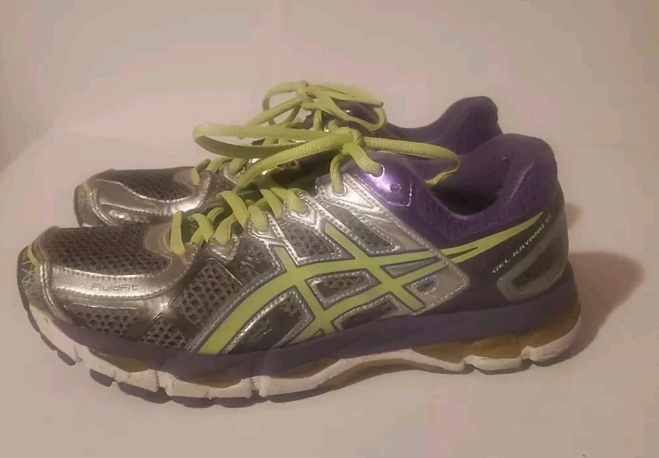 Zapatos para correr ASICS para mujer GEL-Kayano 21 verde carbón afilado púrpura EE. UU. 7. T4H7N Foto 1 de 4