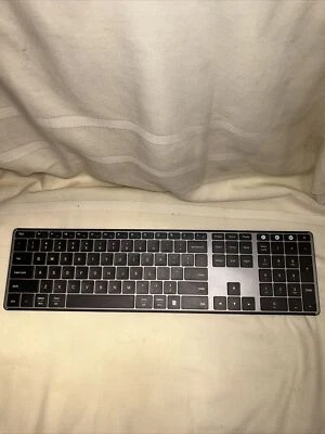 Reenda UKCA Wireless Bluetooth Keyboard 3.7V-10ma Input: 5V-250mab - Image 1 of 4