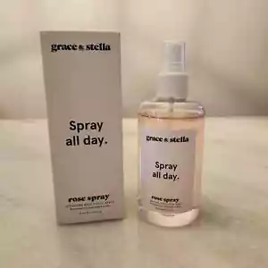 Grace & Stella Spray Tonico Viso Acqua di Rose Idratante Donna 8,11 Fl Oz/240 ml - Foto 1 di 3