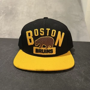 Gorra Boston Bruins Snap Back para hombre negra amarilla NHL Hockey Center Ice Reebok - Imagen 1 de 9