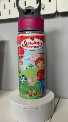 Strawberry Shortcake Water Bottle|Personalised | Flip lid Integrated Straw 650ml - Image 1 of 4