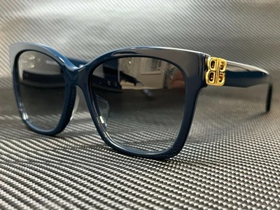 Gafas de sol para mujer Balenciaga BB0102SA 005 cuadradas azules 57 mm Foto 1 de 4