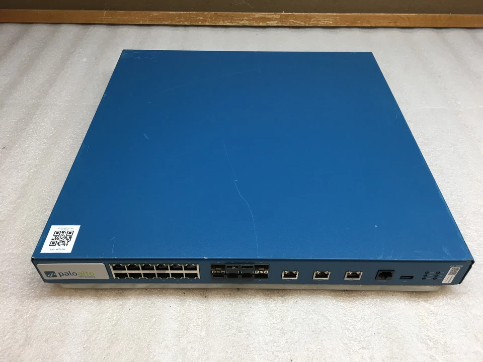 Palo Alto Networks PA-3000 Series PA-3020 12-Port Security Appliance No Ears - Image 1 of 4