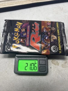 Pokémon 1st Edition Team Rocket  Sealed Booster Pack (21.06g)– WOTC Heavy - Picture 1 of 5