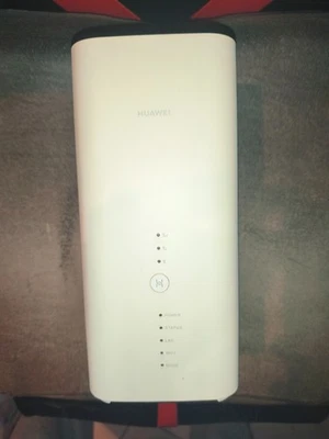 Huawei B818-263 2 Porte 1000Mbps Router Senza Fili - Bianco - Immagine 1 di 3