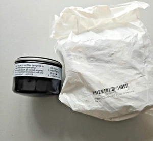 Genuine OEM Briggs & Stratton 492932S Oil Filter QT 4 Please read - Picture 1 of 2