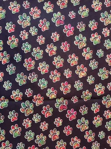 1+ Yd. Black/Green/Red Print Cotton Fabric Dan Morris 2015 Design - Picture 1 of 1