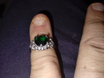 Anillo Redondo Esmeralda Promesa Plata Talla 8 Perfecto Regalo San Valentín Foto 1 de 4