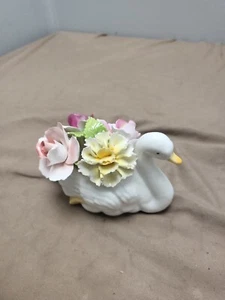 Vintage English Bone China Chorlez Staffordshire England swan Rose Bouquet Vase - Picture 1 of 15