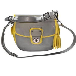 Bolso Bandolera Coach Legacy Willis Archival Usado en Excelente Condición - Bolso de Mano Gris/Amarillo - Imagen 1 de 10