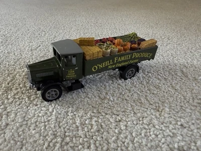 Matchbox Collectibles O'Neill Family Produce-1932 Mercedes-Benz L5 Lorry1:55-NIB - Image 1 of 4