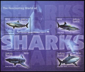 MALDIVE ISLANDS 2833 - Fascinating World of Sharks "Souvenir Sheet" (pb42220) - Picture 1 of 1