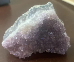 Lila Amethyst Mineral Kristall Energie Geode Probe Gestein 3,4 Unzen Briefbeschwerer - Bild 1 von 7