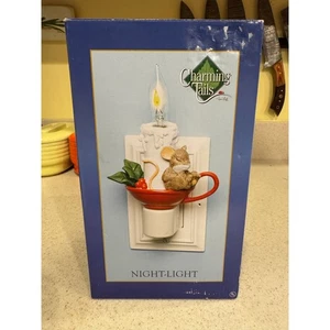 Charming Tails Night Light Mackenzie Mouse and Candle Holder Flicker Flame - Picture 1 of 8