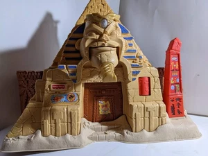 Fisher-Price Great Adventures Hidden Treasure Pyramid Playset 2001 - Picture 1 of 16