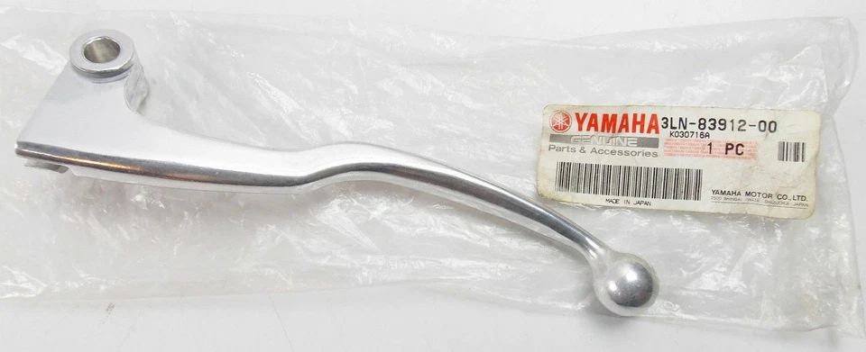 Alavanca de controle de embreagem guidão original do fabricante Yamaha YZF600R 1995-2007 3LN-83912-00 - Imagem 1 de 1