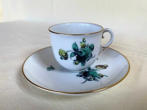 Porzellanmanufaktur Nymphenburg Mokkatasse Grüne Blume , neuwertig. - Bild 1 von 7
