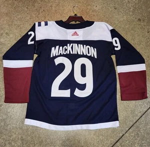 Camiseta deportiva de Colorado Avalanche Mackinnon # 29 nueva - Imagen 1 de 2