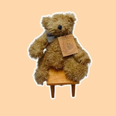 The Old English Teddy Bear Company; Barbara Bukowski  1990 ; Lilla Älskning - Bild 1 von 4