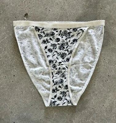 Vintage Victoria's Secret Cotton Bikini Panties Sz L Black Roses - Image 1 of 4