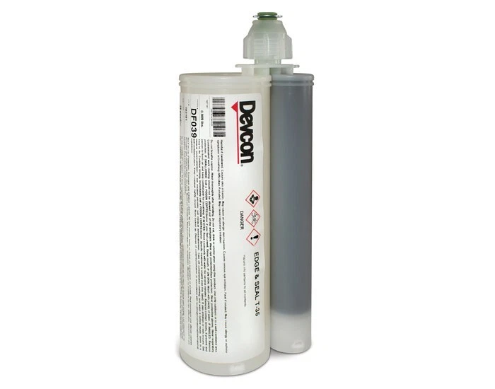 Devcon Sellador de Uretano Líquido Negro 400 ml Cartucho - 078143-DF039 Foto 1 de 4