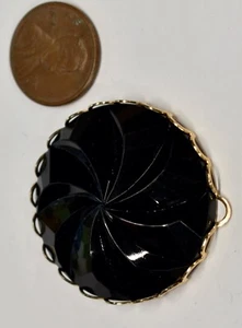 BLACK SWIRL PLASTIC PENDANT BEAD 36mm * vintage goldtone bezel * relief - Picture 1 of 2