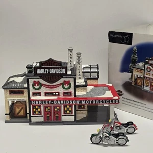 Harley-Davidson MANUFACTURING Department 56 Snow Village #54948 1998 de colección - Imagen 1 de 11