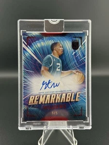 2023-24 Topps Three - Re-Markable Grant Williams #RM-GW Red /5 (AU) *su carta* - Foto 1 di 2