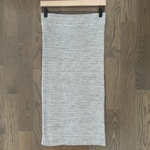 Falda midi lápiz de algodón elástico tejido acanalado James Perse en gris jaspeado 3/L - Imagen 1 de 7