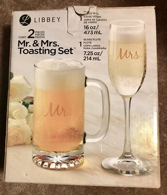 Juego de tostadas Libbey Mr. & Mrs. - Taza de vidrio de 16 oz - Flauta de vidrio de 7,25 oz - Nuevo en caja Foto 1 de 3