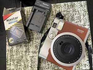 Fujifilm Instax Mini 90 Neo Classic Instant Camera - Picture 1 of 5