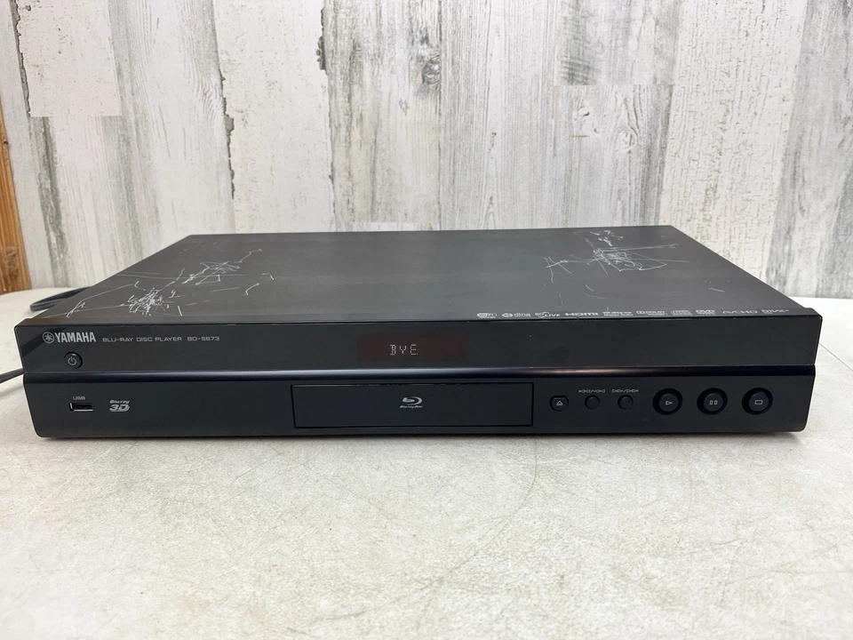 Проигрыватель Blu-ray Yamaha BD-S673 3D Wi-Fi DLNA 1080p DivX пульт дистанционного управления/шнуры не протестированы - Изображение 1 из 4