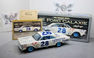 1965 Fred Lorenzen #28 Ford Galaxie 1/24 University of Racing Diecast Autograph - Bild 1 von 2