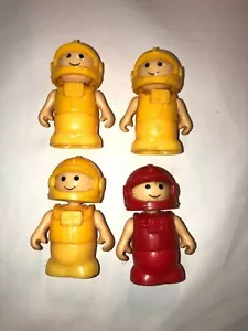 Vintage Little People astronaut 3 yellow suits 1 red suit 4 qty collectible toy - Picture 1 of 5