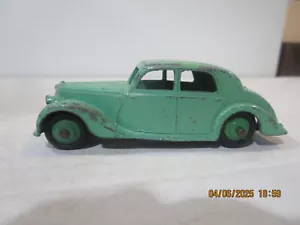 DINKY TOYS No. 40A RILEY Saloon Car In Green Vintage 1950s - Picture 1 of 9