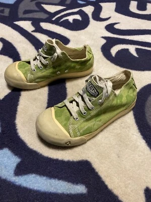 Kids Keen Casual Play Deck Boat Lace Up Leisure Sneakers Green Beige Sz 4 - Image 1 of 4
