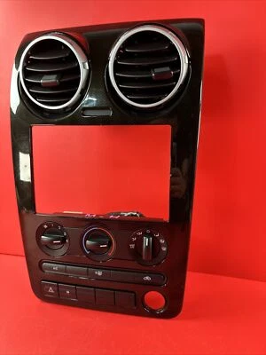 Ford Taurus X 2008-2009 radio tablero bisel moldura con control de calor e interruptor ver foto Foto 1 de 4