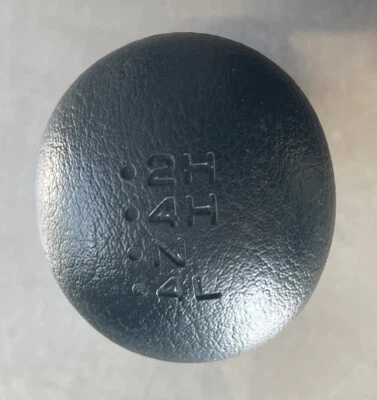 1993 1994 1995 NISSAN PATHFINDER 4X4 SHIFT KNOB GEAR SELECTOR NISSAN OEM🟠 - Image 1 of 4