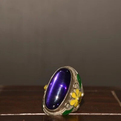 VERY RARE ANCIENT SOLID SILVER RING WITH PURPLE STONE - Image 1 of 4