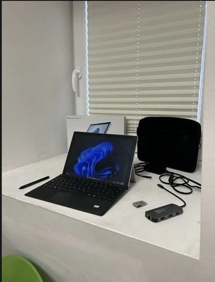 Microsoft Surface Pro 7+ 12,3 Zoll (128GB SSD, Intel Core i5-1135G7, 2,4GHz, 8GB - Bild 1 von 4