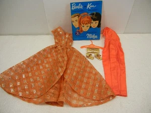 Vintage Barbie 946 Dinner At Eight in fast neuwertigem Zustand mit Handtasche Aufhänger Katalog - Bild 1 von 11