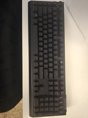 Razer BlackWidow V4 Pro Mechanical Keyboard: Green Switches Tested With Cable - Image 1 of 4